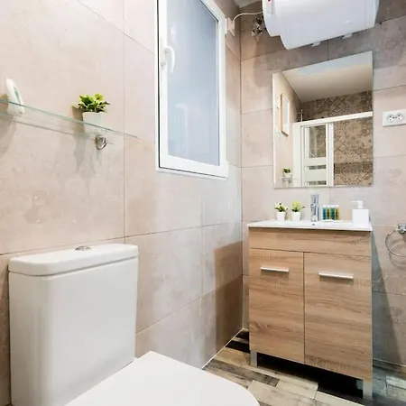 Beautiful Flat In Lavapies-Embajadores Madrid Exterior photo