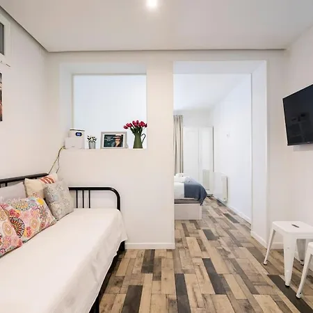 Beautiful Flat In Lavapies-Embajadores Madrid Exterior photo